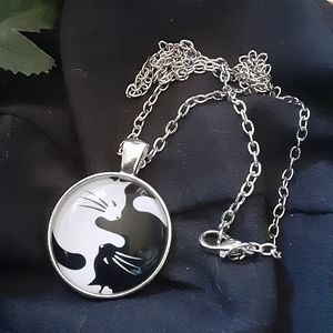Cabachon Glass Necklace YingYang Cats🐈🐈🐈🐈